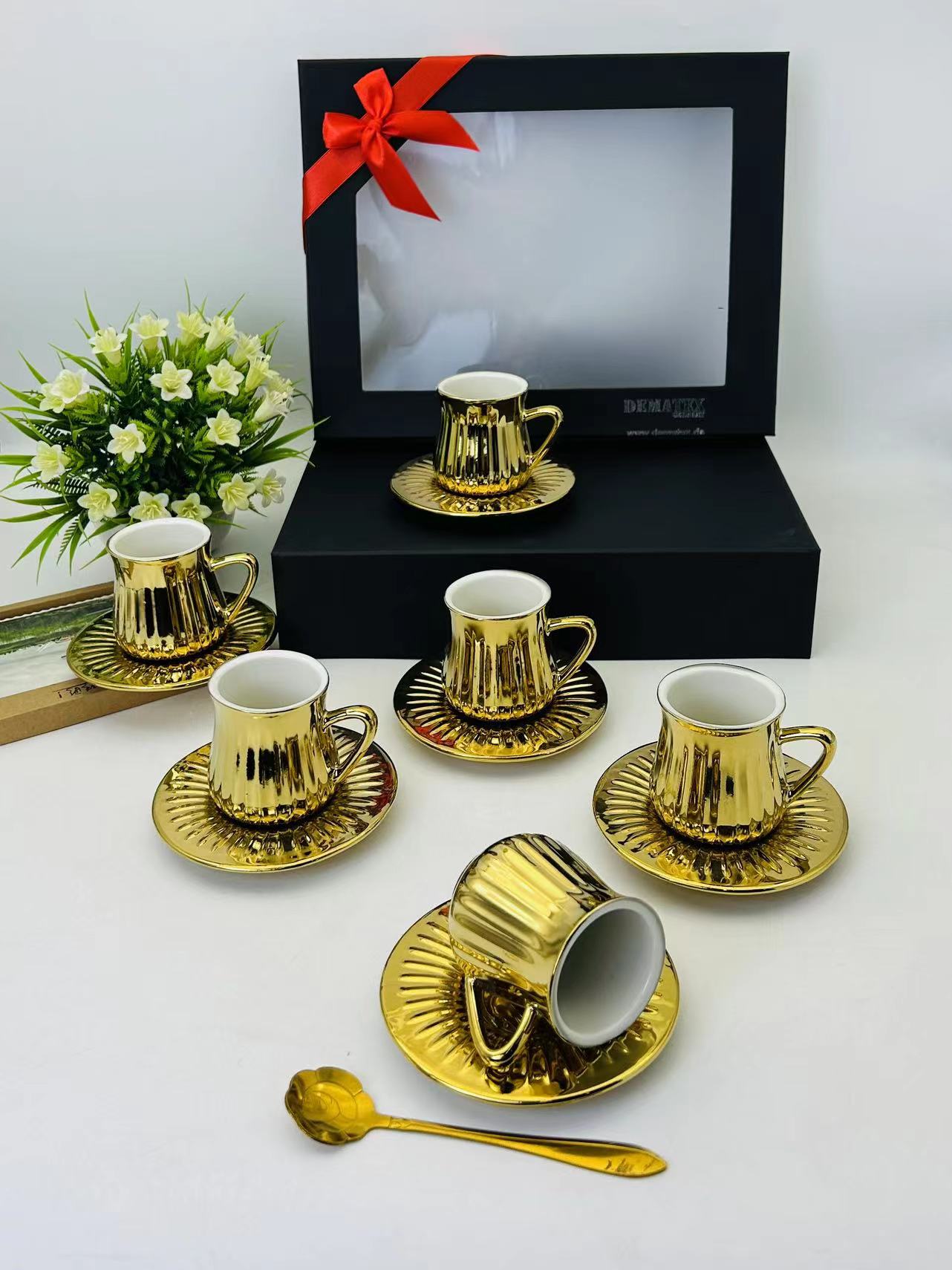 Porzellan Mokka- Espresso Tassen